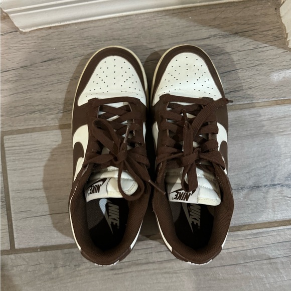 Nike Dunk Low in Brown and White Leather - Picture 4 of 4